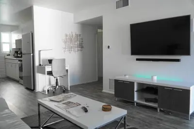 Image de Escapade Fleur en Chêne Moderne 2br par Navore