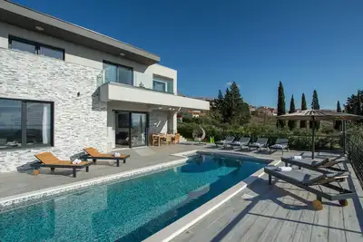 Image de Villa Domenica with Heated Pool