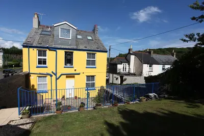 Image de Belle maison en milieu rural avec jardin, terrasse et parking
