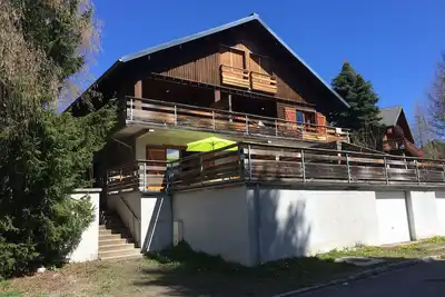 Image de Appartement 55m2 dans chalet à Ax 3 domaines - 3mn des pistes, Grande terrasse