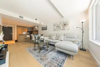 D39 - 2br Superbe avec grand patio
