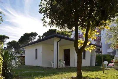 Image de Bungalow avec climatisation et terrasse