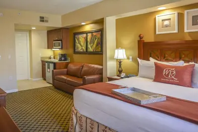 Image de Beau Studio Avec Jacuzzi Proche De Toutes Attractions