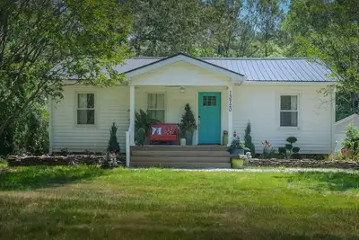 Image de Cheerful Cottage de Falls Lake, situé entre Durham, Wake Forest et Raleigh