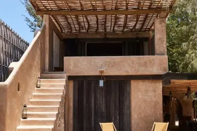 Image de Maison privée en bord de mer à Gili avec le meilleur endroit de plongée en apnée à votre porte