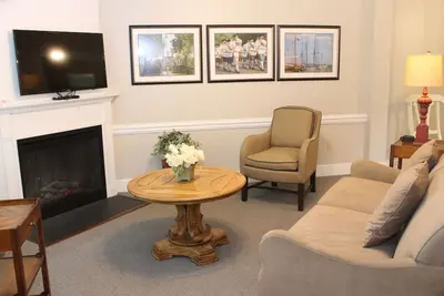 Image de The Townes at Kings Creek / Piscines intérieure et extérieure: comme à la maison!