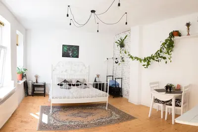 Image de Appartement près de la plage avec jardin