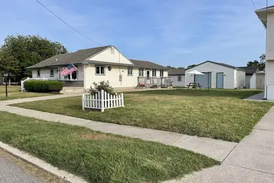 Image de 4 maisons à la plage