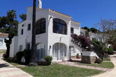 Image de Love 2 lit appartement. 4 personnes avec wifi, télévision par satellite et piscine.