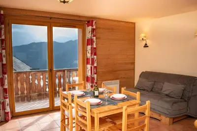 1er étage, balcon, parking, télévision, casier à ski, 37m², Pra Loup