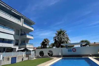 Image de Family-friendly, quiet apartment with pool, air conditioning, 100 m to the sea!