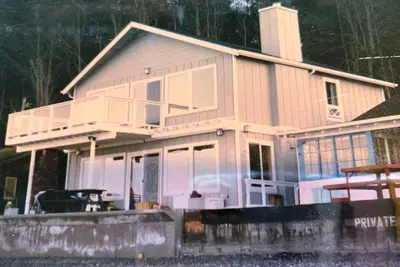 Image de Beach Front Home sur l'île de Camano