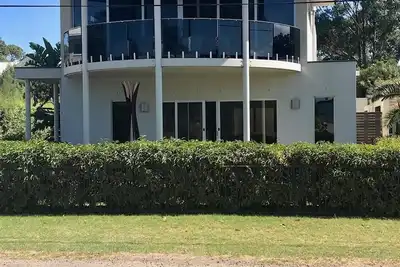 Image de Magnifique maison de plage avec vue sur la mer