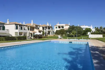 Image de Condomínio Vilita, T1-Lt-5, F Pêra-Silves