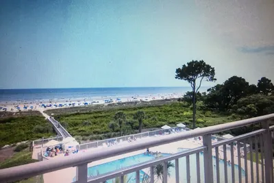 Image de Design élégant - Style exécutif moderne - Le prix comprend les taxes / nettoyage