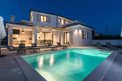 Image de Belle Villa avec vue sur la mer