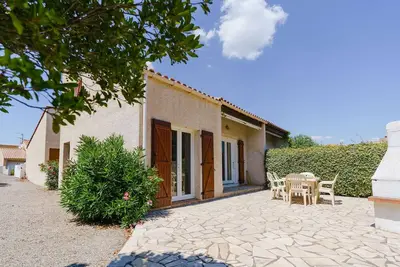 Image de Spacieuse villa 4 pièces avec grand jardin 6 couchages St Pierre La  Mer