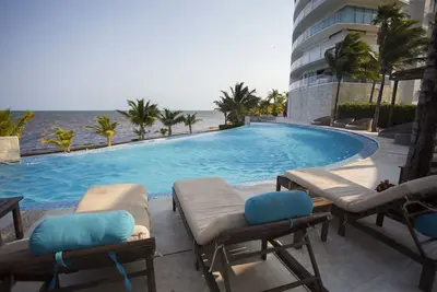 Image de Beautiful Beachfront Apartments