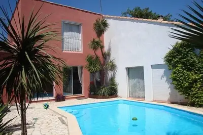Image de Montpellier et bordure de mer, belle villa pour 15 personnes avec piscine