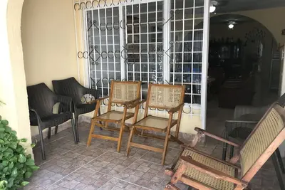 Image de Casa Enilda 2532<br>Habitaciones en Casa Familiar en Manga<br>