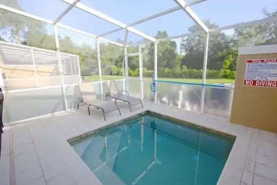 Image de It2561 - 3 maisons en rangée, 6 couchages, 4 milles seulement pour Disney