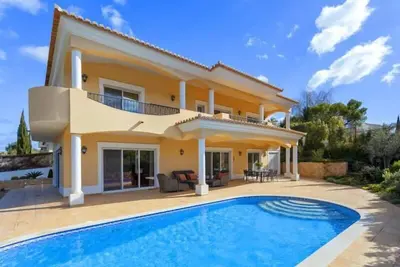 Image de Luxury 4 bedroom villa just a few minutes drive from Vale do Lobo A420 - Almancil, Algarve