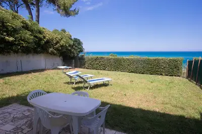 Image de N129 - Numana, three-room apartment with sea view 200mt from the beach