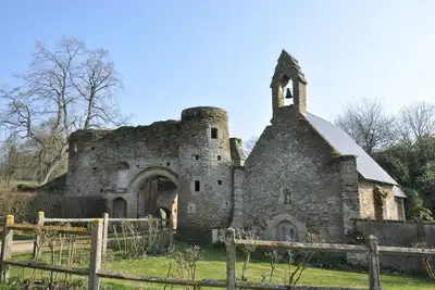 Finn, château de Ragny