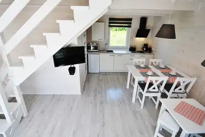 Image de Le \"White Cottage Lux\" récemment construit, Grzybowo à Um Kolberg, 1-6 personnes