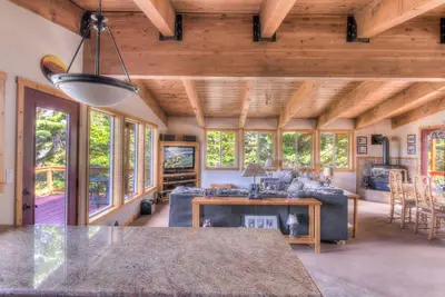 Image de Chamberlands Getaway: Balcon avec vue sur le lac