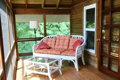 Image de Asseyez-vous et détendez-vous… votre escapade en cabane privée est ici!