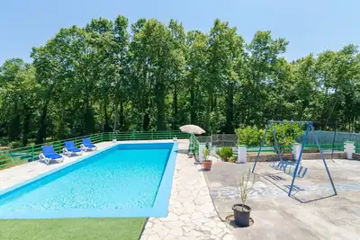 Image de Club Villamar - Jolie villa avec piscine privée, jardin, terrasse, barbecue, située dans un quart. . .