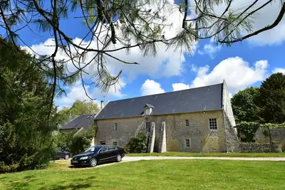 Image de Maison de vacances à Lantheuil avec jardin