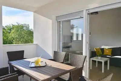 Image de Maison de vacances confortable avec appartements / Nouvel appartement de vacances spacieux / A4 ***