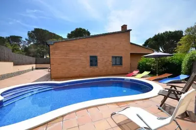 Image de Club Villamar - Une villa familiale moderne et complètement individuelle près de Lloret de Mar.