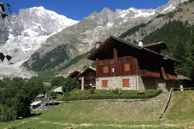Image de Au pied du Mont-Blanc