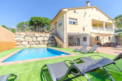 Image de Club Villamar - Charmante villa avec piscine privée, terrasse ombragée. Villa située dans un quar. . .