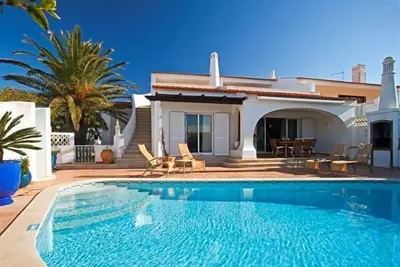 Image de Five Bedroom villa beside the Praca in Vale do Lobo T129 - Almancil, Algarve