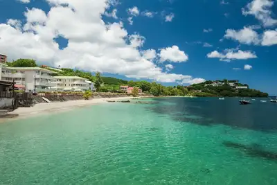 Appartement T3, résidence de standing, pieds dans l'eau, 4 pers = Top Vacances