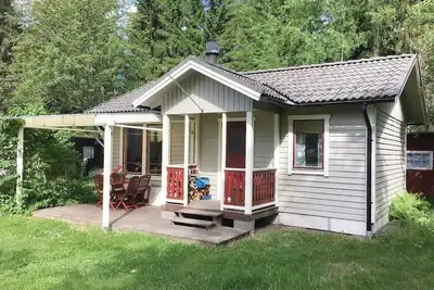 Image de Maison confortable de 2 chambres à.