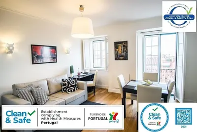 T3 Bica Downtown Apartment