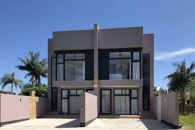 Image de Nouvelle maison près du Matadero et Armação! !