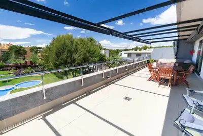 Image de Penthouse avec vue piscine - Uhc Salou Villa Family Complex 089