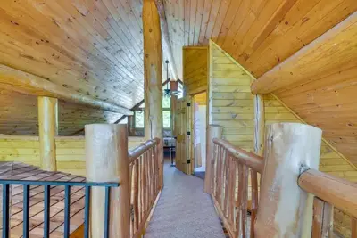 Pinnacle - Belle cabine avec vue sur la montagne