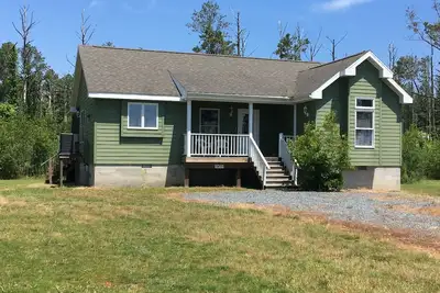 Image de SITUÉ Dans Le Quartier Le Plus Proche De La Plage!