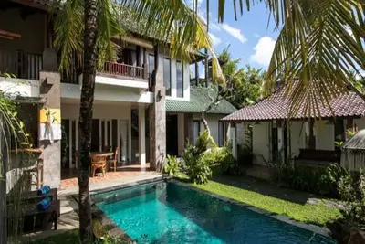 Image de Tranquille 3 chambres 3 salles de bains avec jardin privé et piscine à Nyuh Kuning Ubud