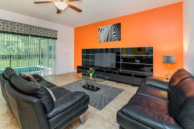 Image de Luxury Resort 6 Chambre 5 Salle de bain privée Villa près de Disney