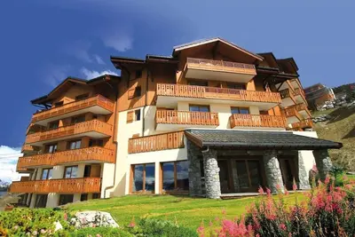 Image de Appartement abordable et équipé avec accès piscine | Super endroit!