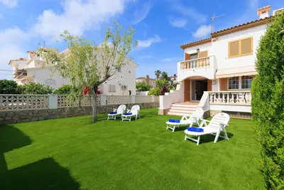 Image de Uhc Casa Mistral · Jardin privé avec Bbq · 50m Plage Cristal