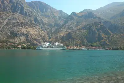 Image de Superbe Maison-Appart, A 40m Mer, Vue Geante Sur La Baie Et Kotor Vieille Ville